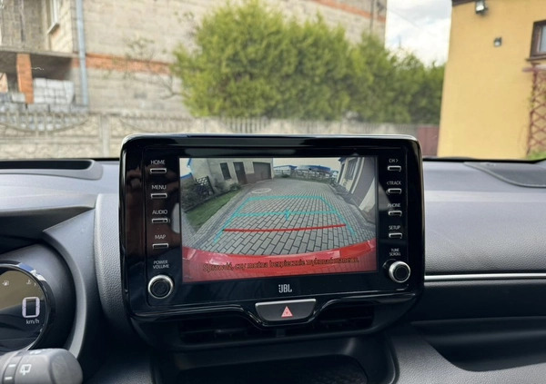 Toyota Yaris cena 72900 przebieg: 11000, rok produkcji 2021 z Dobczyce małe 232